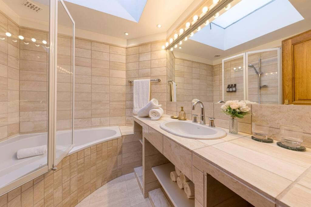 Chic Penthouse Grand-Place Brussels Exterior photo
